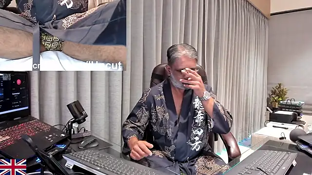 OnlineBossUK online show from March 2026 10:27:01 PM