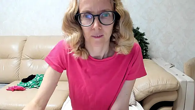 angelmommu online show from January 2025 06:38:02 AM