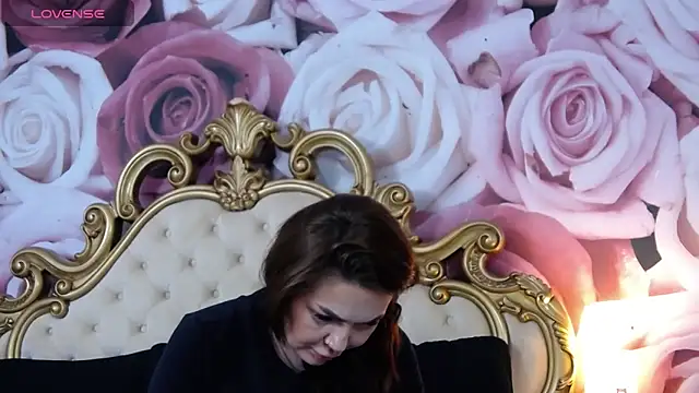 HessaHessy online show from February 2026 06:38:01 PM