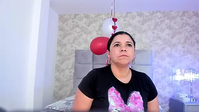 Snapshot of elizabeth_coleman chatting on February 2025 10:31:01 PM elizabeth coleman online show from February 2025 10:31:01 PM