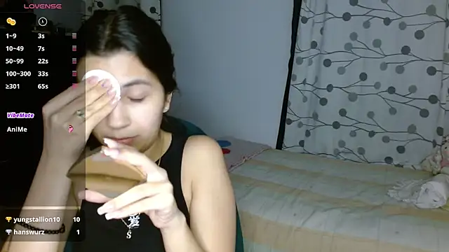 mia  lopez  online show from December 2024 04:48:02 AM