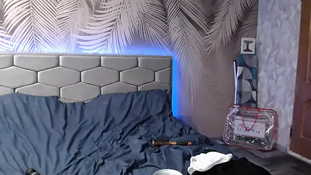 uliastar online show from January 2025 09:15:01 AM