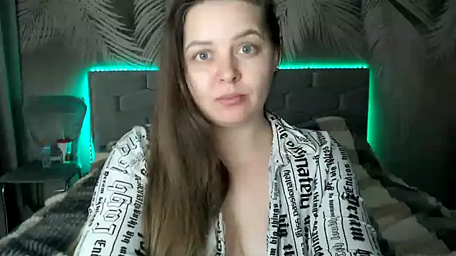 uliastar online show from January 2025 10:56:01 AM