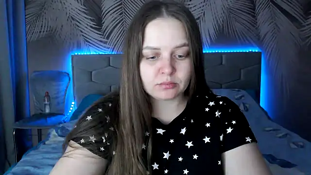 uliastar online show from February 2025 01:17:02 PM