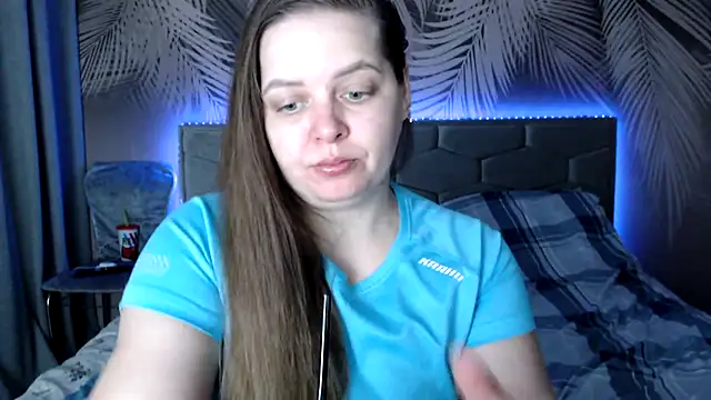 uliastar online show from February 2025 07:23:02 AM