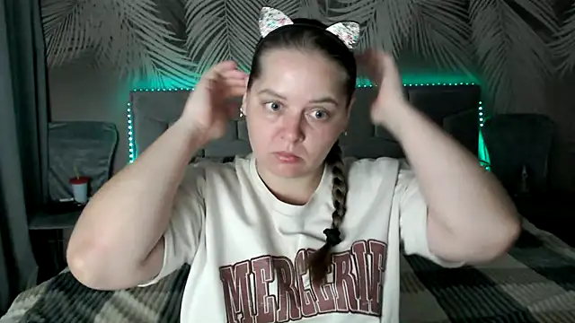 uliastar online show from September 2025 06:38:01 AM