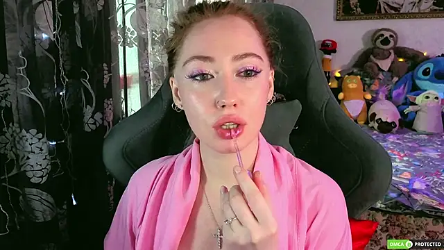 TinaBrook online show from April 2026 05:03:01 AM