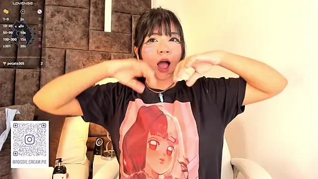 Petit-Rosse online show from February 2025 06:06:01 AM