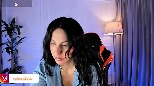 Snapshot of valeriia25_ chatting on January 2025 10:45:01 PM valeriia25 online show from January 2025 10:45:01 PM