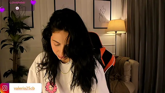 Snapshot of valeriia25_ chatting on February 2025 11:17:01 AM valeriia25 online show from February 2025 11:17:01 AM
