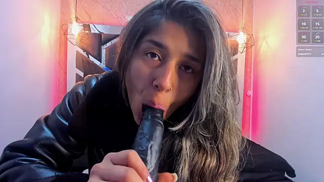 lilith nv online show from December 2024 11:19:02 AM