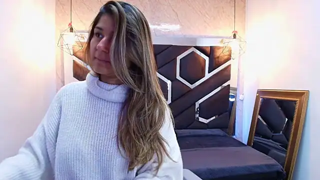 lilith nv online show from September 2025 12:18:01 PM