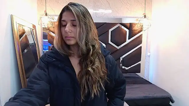 lilith nv online show from September 2025 11:14:01 AM