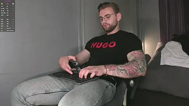 WayneWilson online show from September 2025 04:39:02 AM