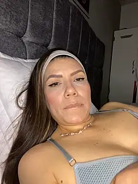 martina contreras online show from February 2026 05:12:01 AM