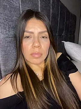 martina contreras online show from March 2026 04:07:02 AM