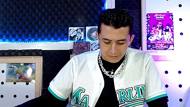 Darko0717 online show from January 2025 03:43:01 PM