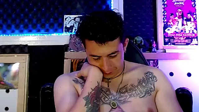Darko0717 online show from January 2025 02:00:02 AM