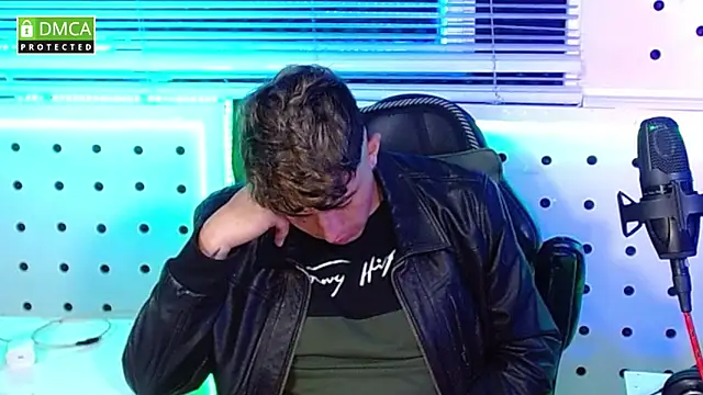 Darko0717 online show from October 2025 10:34:02 PM