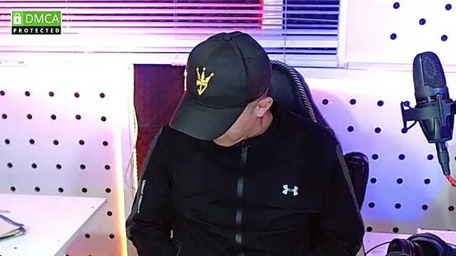 Darko0717 online show from October 2025 08:53:02 PM