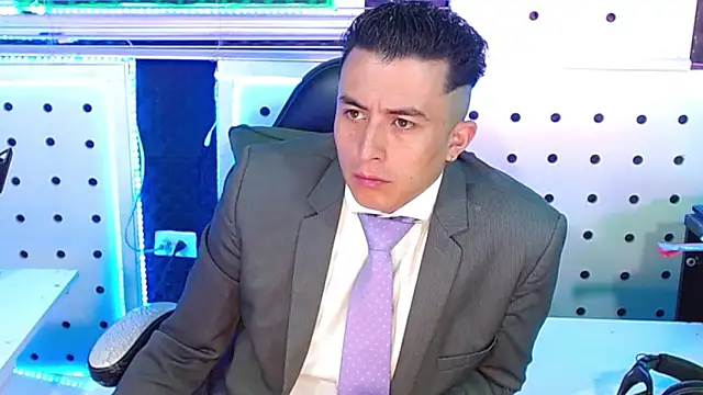 Darko0717 online show from December 2025 12:54:01 PM