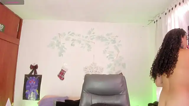 Cata green online show from December 2025 08:04:02 PM