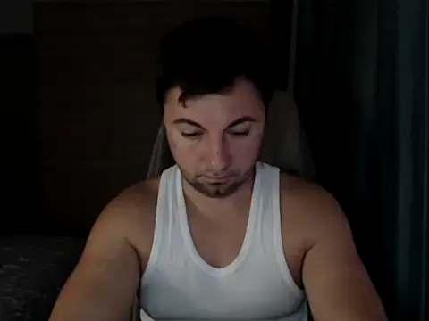 Snapshot of HankMalone chatting on October 2025 03:32:02 AM HankMalone online show from October 2025 03:32:02 AM