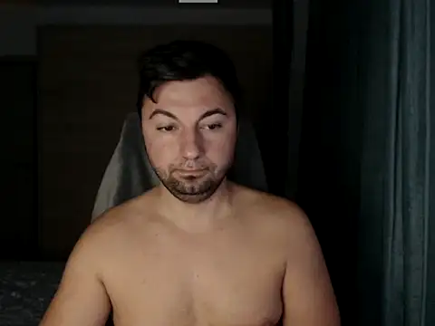 Snapshot of HankMalone chatting on November 2025 03:18:02 AM HankMalone online show from November 2025 03:18:02 AM