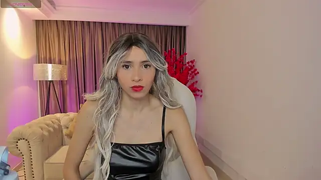Snapshot of emilly_smith_1 chatting on February 2025 03:06:01 AM emilly smith 1 online show from February 2025 03:06:01 AM