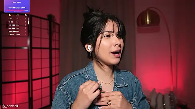 anniehillofficial online show from February 2026 09:18:02 PM