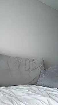 Snapshot of Mia_Roxie chatting on June 2026 02:56:01 AM Mia Roxie online show from June 2026 02:56:01 AM