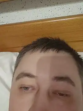 tores992 online show from September 2025 03:32:01 AM