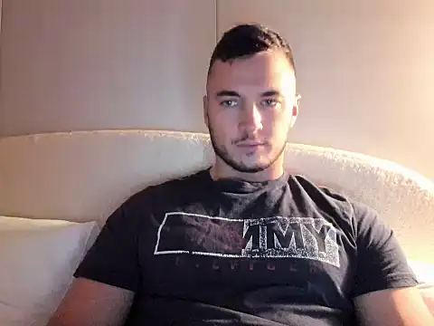 Snapshot of paulblack21 chatting on April 2026 07:40:01 PM paulblack21 online show from April 2026 07:40:01 PM