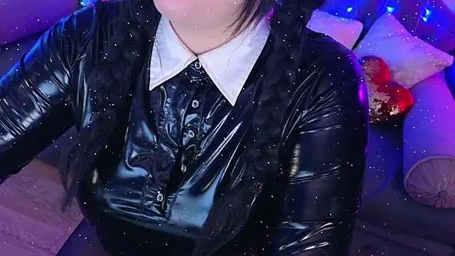 wickedxqueen online show from January 2025 11:40:01 PM