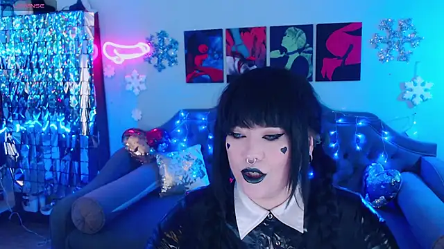 wickedxqueen online show from January 2025 09:35:02 PM