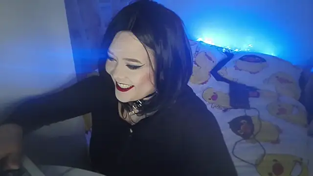 wickedxqueen online show from September 2025 10:12:02 PM