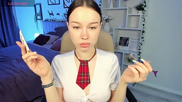 KaitieLove online show from March 2025 12:03:01 PM