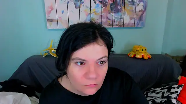 EverlyRays online show from April 2026 04:23:01 PM