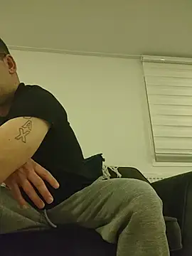 Snapshot of steviebigdick1992 chatting on November 2025 06:19:02 PM steviebigdick1992 online show from November 2025 06:19:02 PM