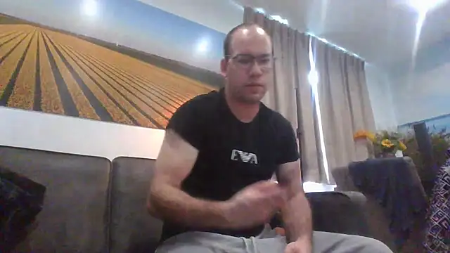 Snapshot of steviebigdick1992 chatting on November 2025 11:42:01 AM steviebigdick1992 online show from November 2025 11:42:01 AM