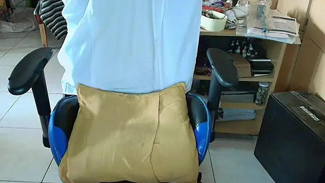 Snapshot of angelgarcia269 chatting on November 2025 11:53:01 AM angelgarcia269 online show from November 2025 11:53:01 AM