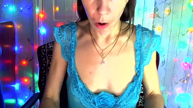 Snapshot of Ladywinter chatting on January 2025 03:41:01 PM Ladywinter online show from January 2025 03:41:01 PM