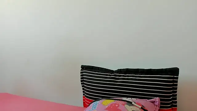 lady hot2xx online show from April 2026 07:19:01 PM