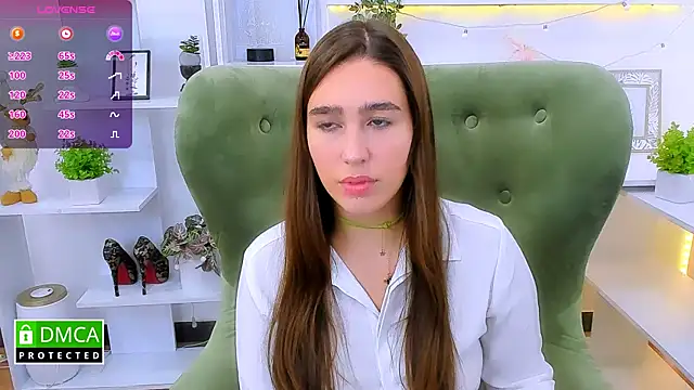  Eliizabeth  online show from September 2025 08:25:01 PM