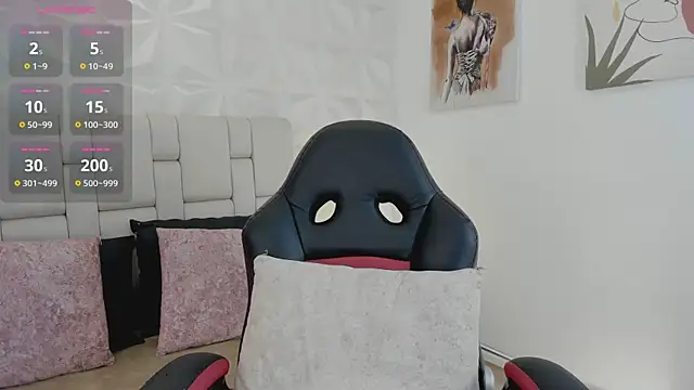 Snapshot of emma_woods_ chatting on October 2025 08:53:02 PM emma woods online show from October 2025 08:53:02 PM