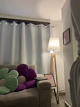 tati reyess online show from July 2026 11:58:02 AM