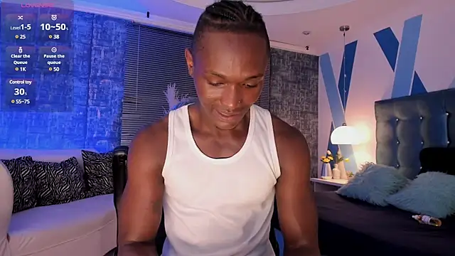 DannSmmith online show from December 2024 07:34:02 PM