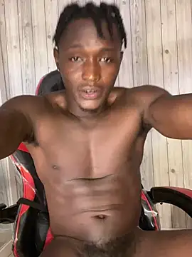 DannSmmith online show from March 2025 01:39:01 PM