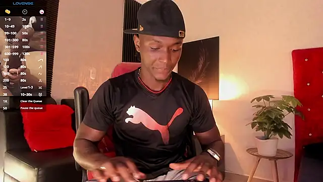 DannSmmith online show from March 2025 12:45:01 PM