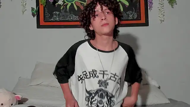 Cherry boy 18 online show from February 2025 01:09:01 AM